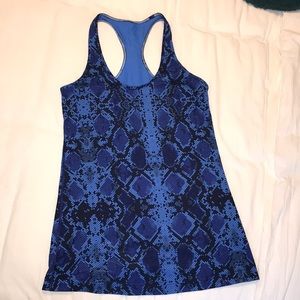 Lululemon tank